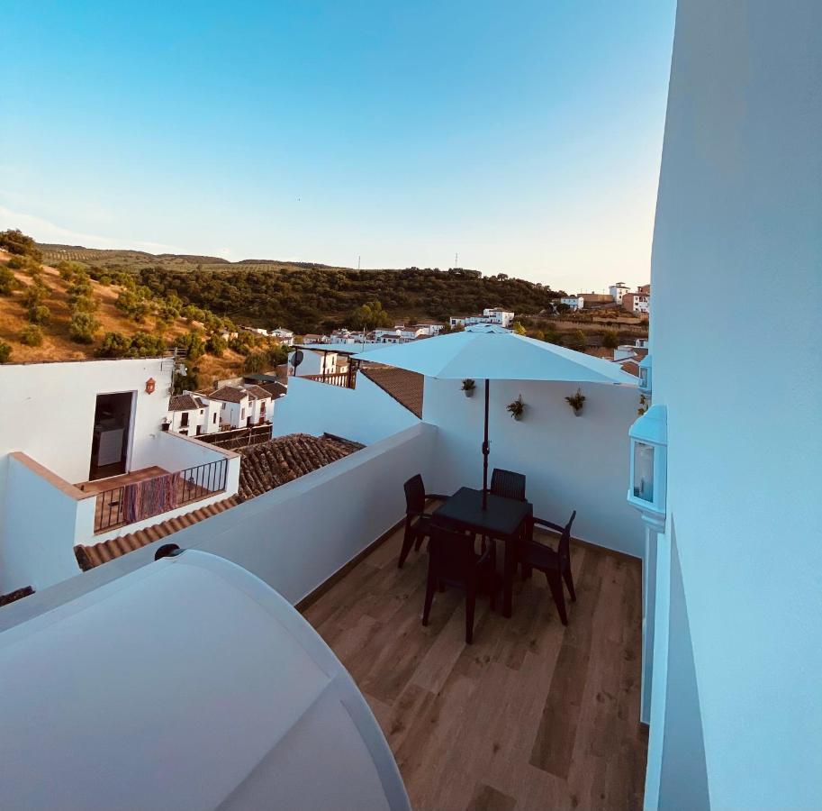 Atico Dayma Apartment Setenil De Las Bodegas Exterior photo